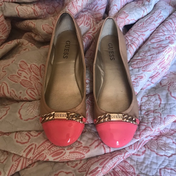 Guess flats - Picture 2 of 2